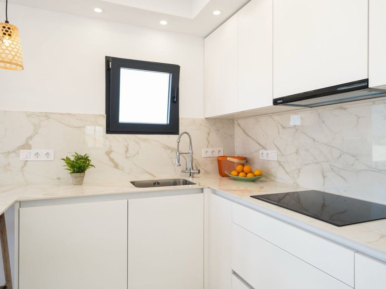 Apartment for Sale in Fuengirola, Malaga 7