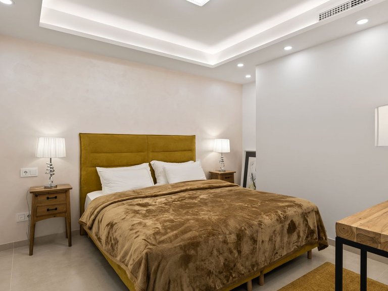 Apartment for Sale in Nueva Andalucía, Malaga 21