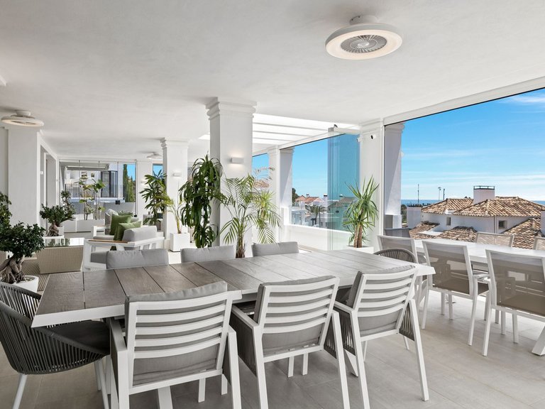 Apartment for Sale in Nueva Andalucía, Malaga 31