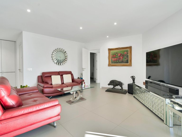 Apartment for Sale in Marbella, Malaga 32