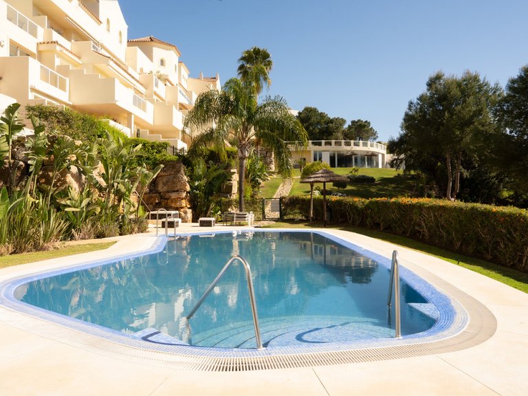 Apartment for Sale in Benahavís, Malaga 1