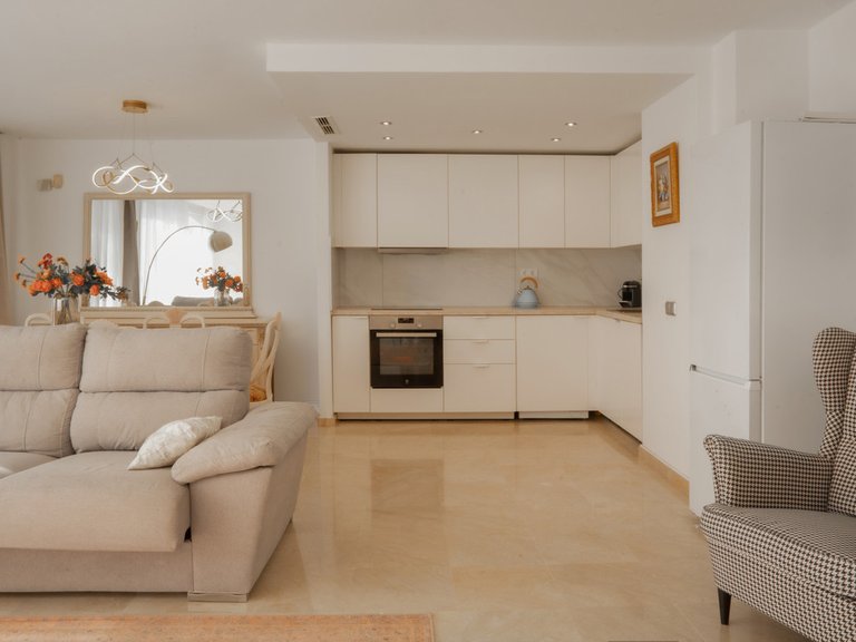 Apartment for Sale in Benahavís, Malaga 10
