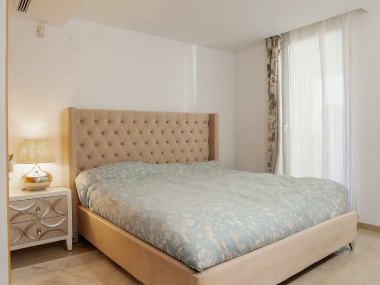 Apartment for Sale in Benahavís, Malaga 18