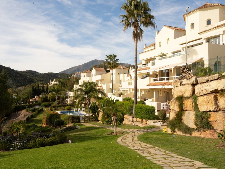 Apartment for Sale in Benahavís, Malaga 30