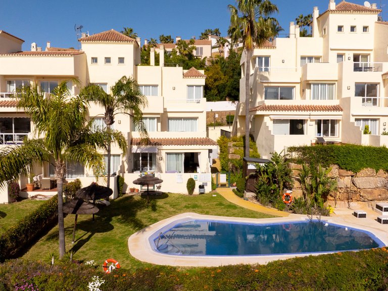 Apartment for Sale in Benahavís, Malaga 31