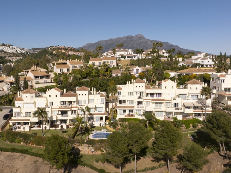 Apartment for Sale in Benahavís, Malaga 32