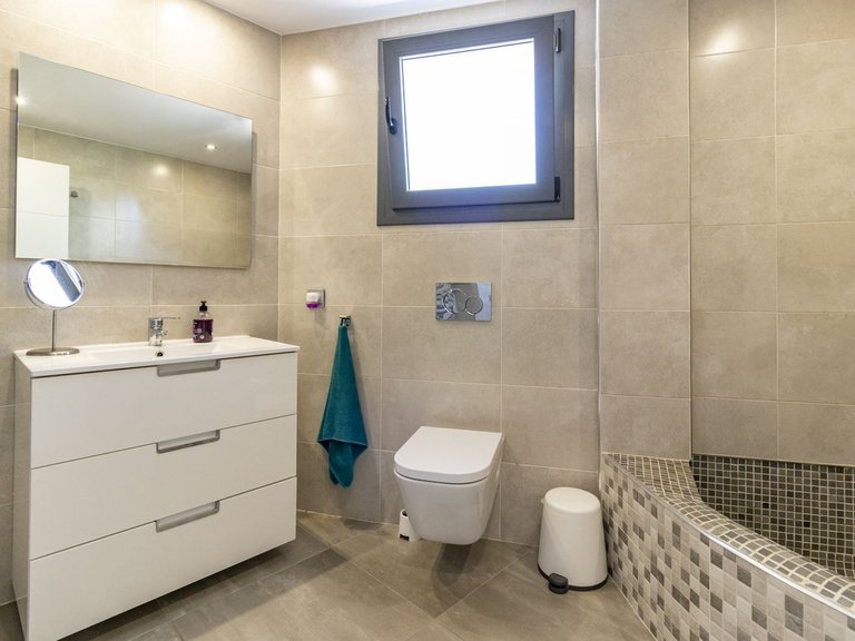 Villa for Sale in San Pedro De Alcántara, Malaga 16