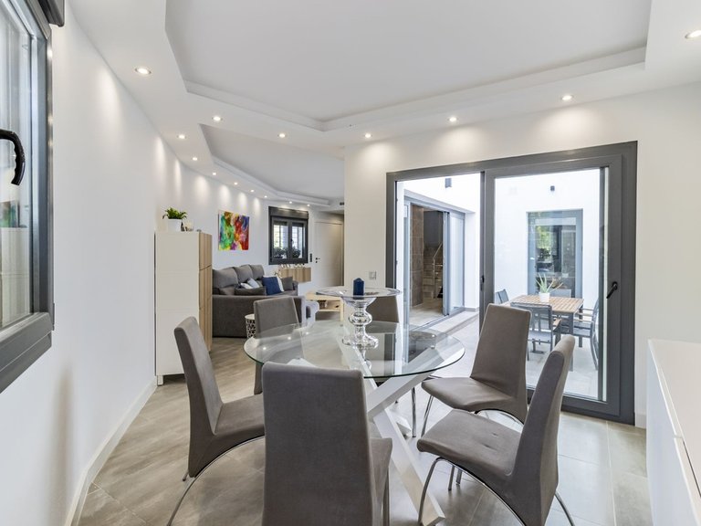 Villa for Sale in San Pedro De Alcántara, Malaga 32