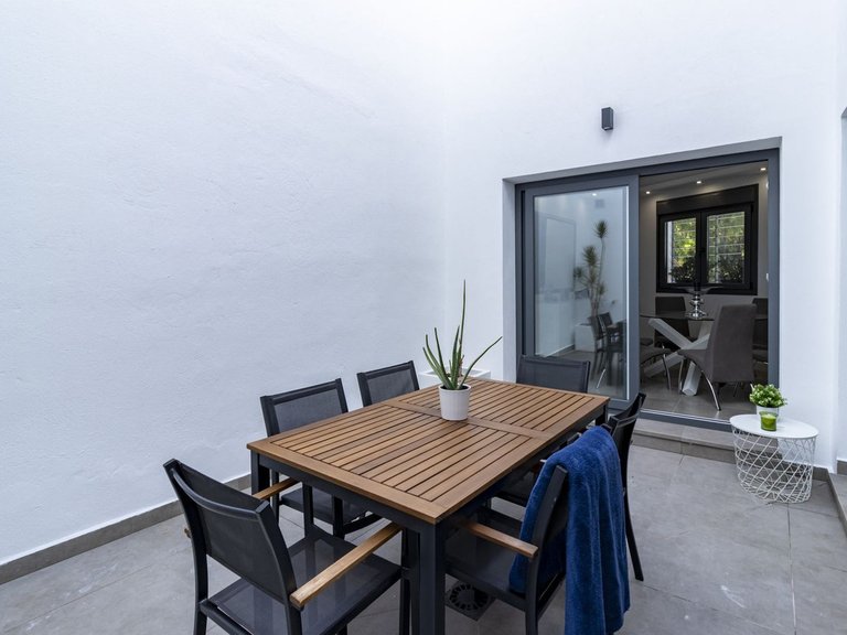 Villa for Sale in San Pedro De Alcántara, Malaga 36
