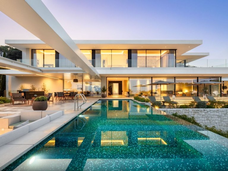 Villa for Sale in Benahavís, Malaga 15