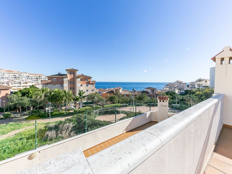 Apartment for Sale in Torrequebrada, Malaga 10