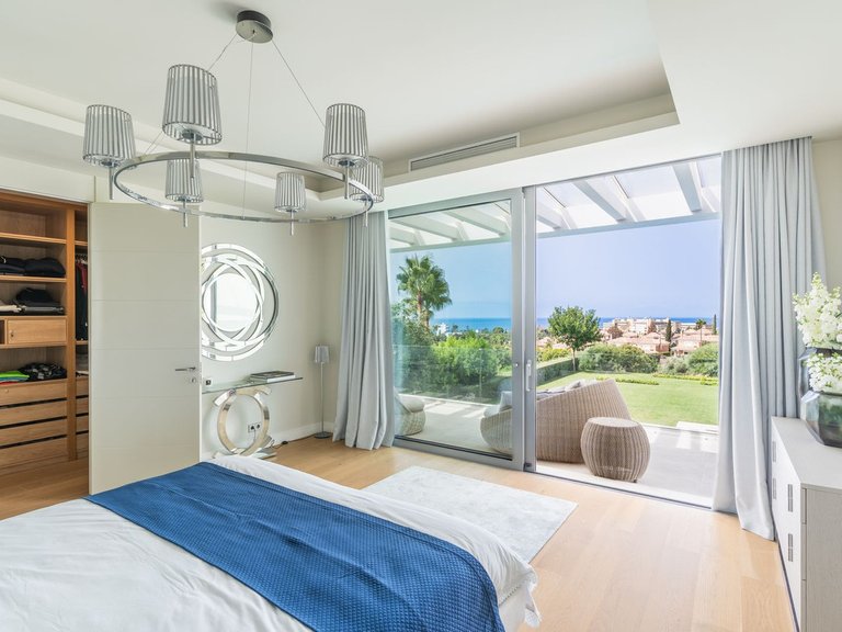Villa for Sale in Santa Clara, Malaga 18