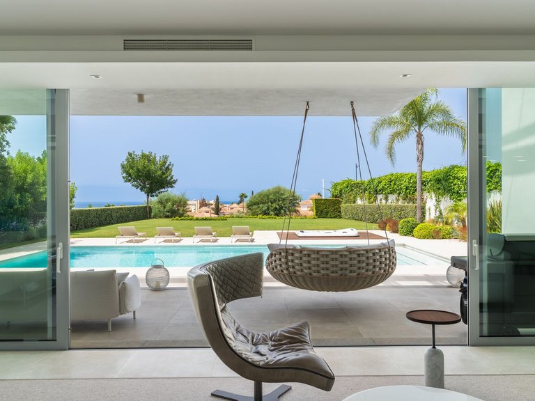 Villa for Sale in Santa Clara, Malaga 2