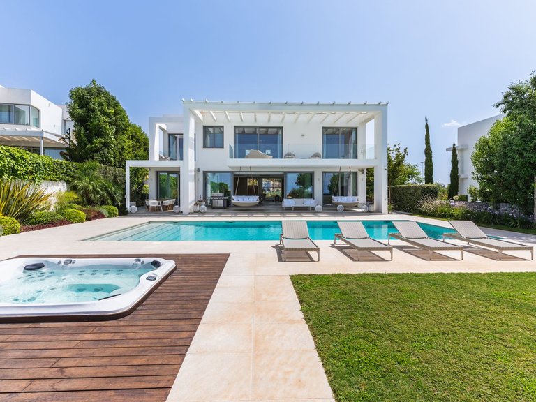 Villa for Sale in Santa Clara, Malaga 52