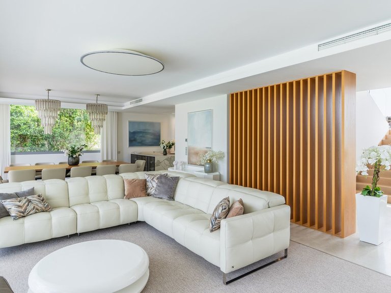 Villa for Sale in Santa Clara, Malaga 9