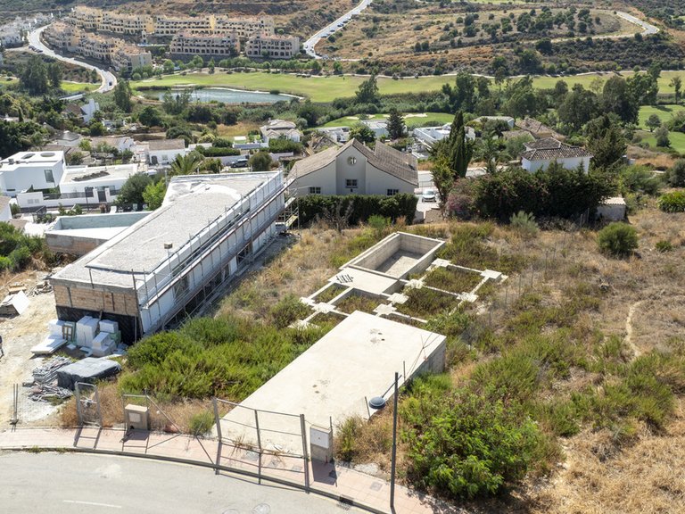 Plot for Sale in Estepona, Malaga 10