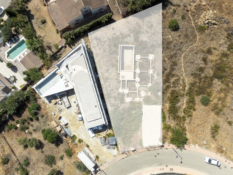 Plot for Sale in Estepona, Malaga 4