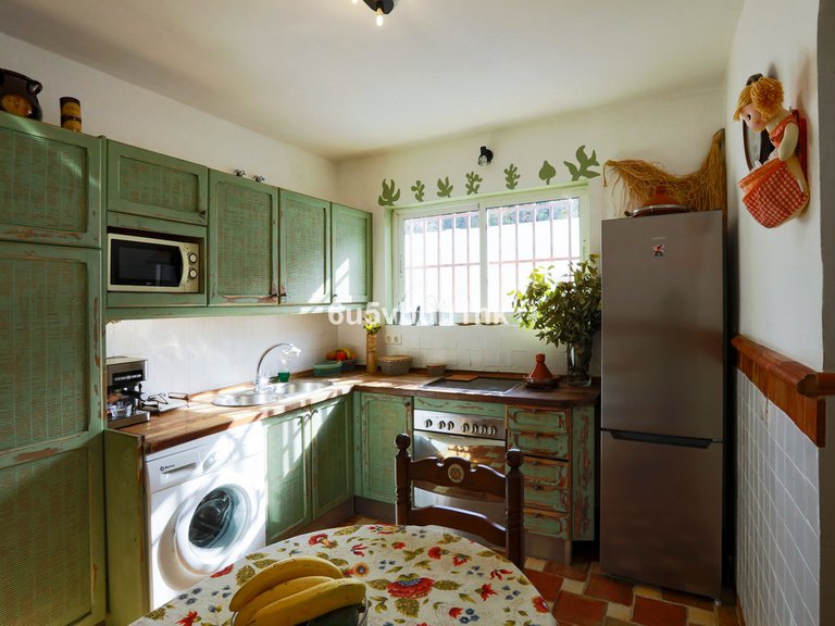 Villa for Sale in Alhaurín De La Torre, Malaga 11