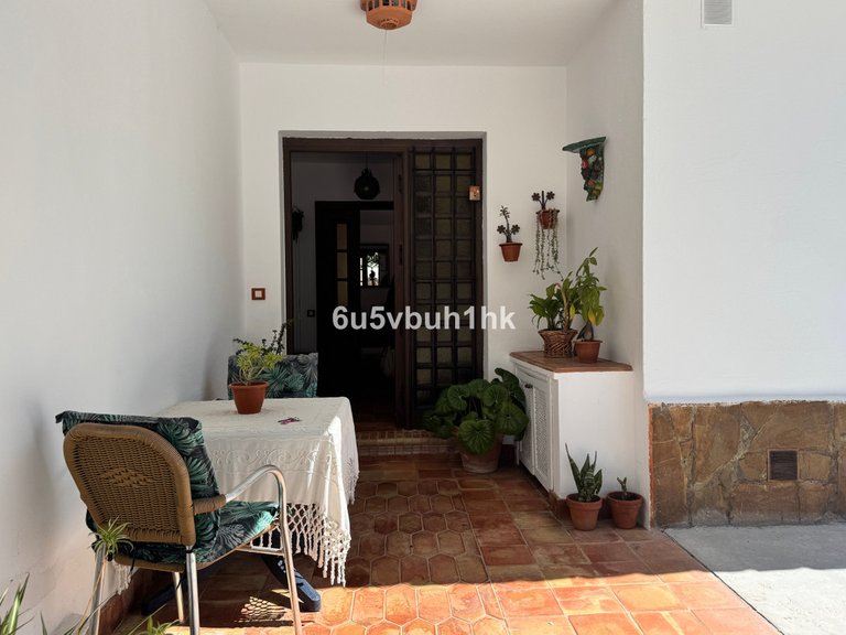 Villa for Sale in Alhaurín De La Torre, Malaga 3