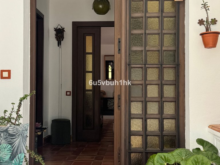 Villa for Sale in Alhaurín De La Torre, Malaga 5