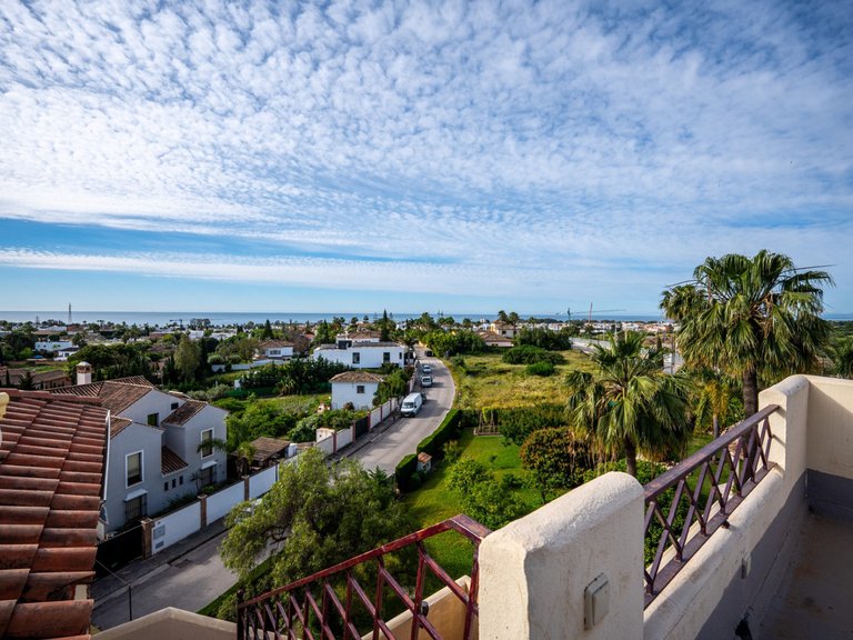 Apartment for Sale in Benahavís, Malaga 15