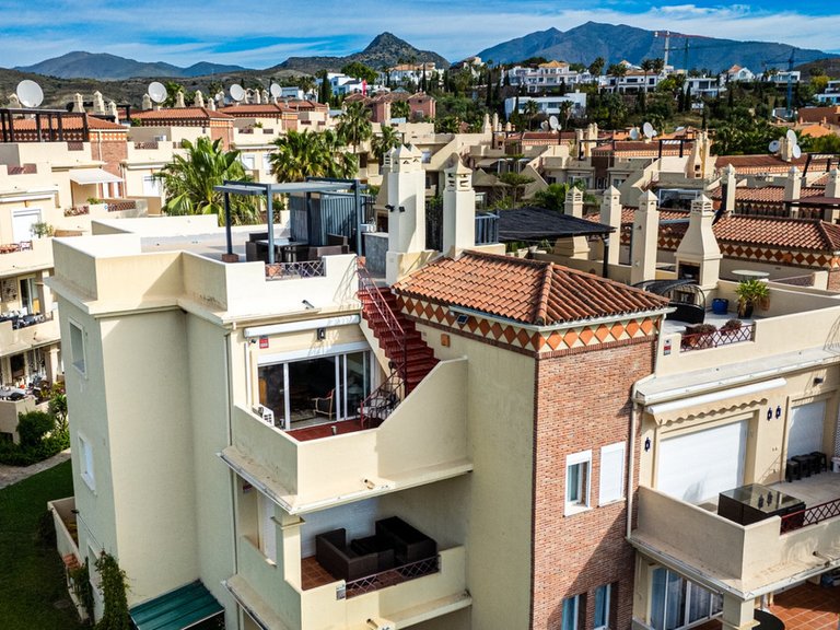 Apartment for Sale in Benahavís, Malaga 17