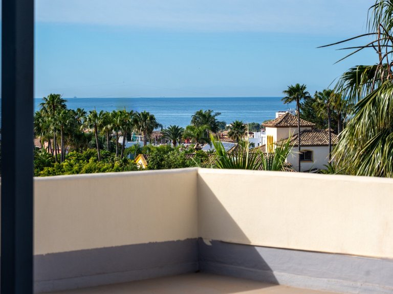 Apartment for Sale in Benahavís, Malaga 20