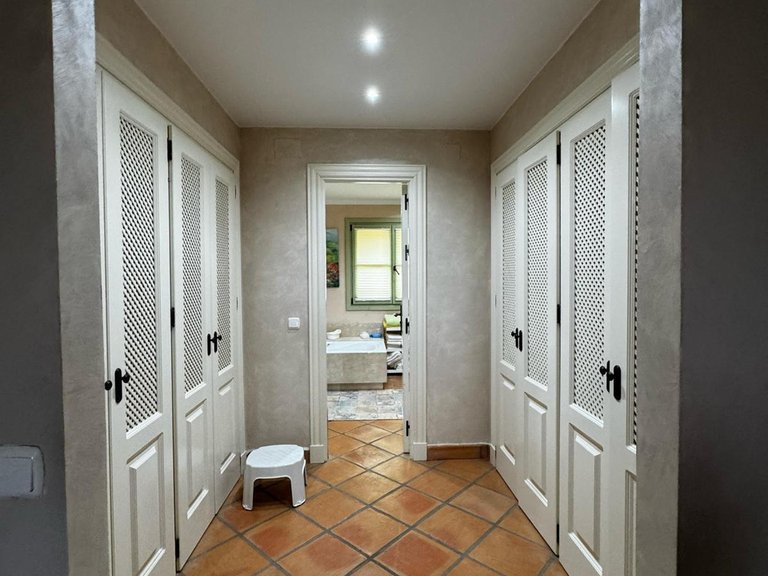 Villa for Sale in Sotogrande, Cadiz 18