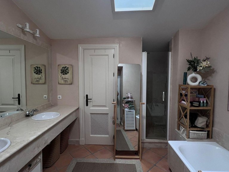 Villa for Sale in Sotogrande, Cadiz 27