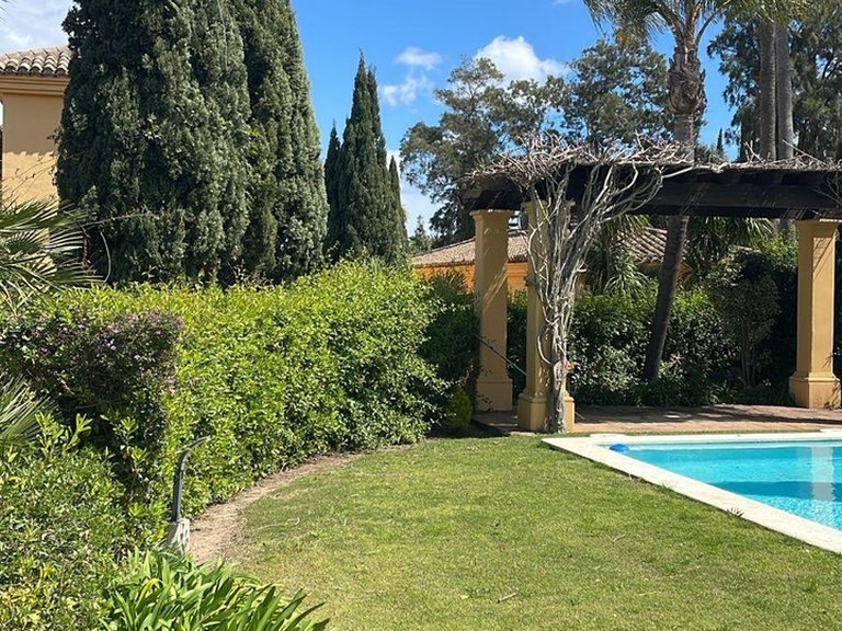 Villa for Sale in Sotogrande, Cadiz 3