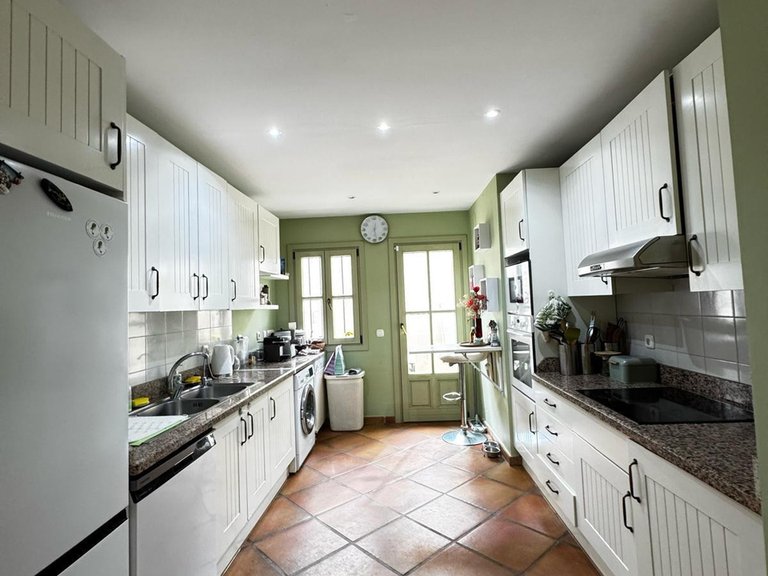 Villa for Sale in Sotogrande, Cadiz 31