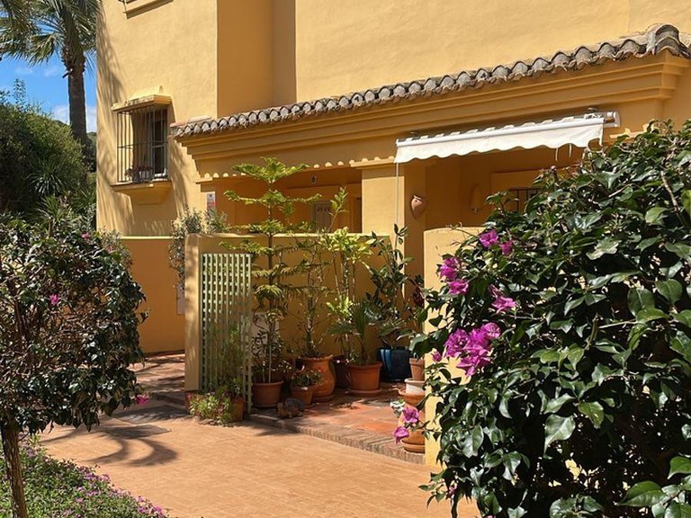 Villa for Sale in Sotogrande, Cadiz 6