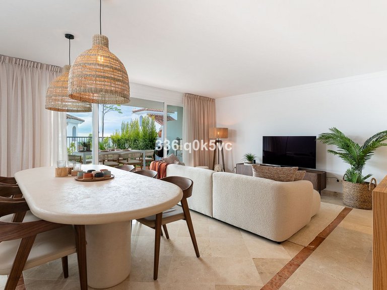 Apartment for Sale in Benahavís, Malaga 10