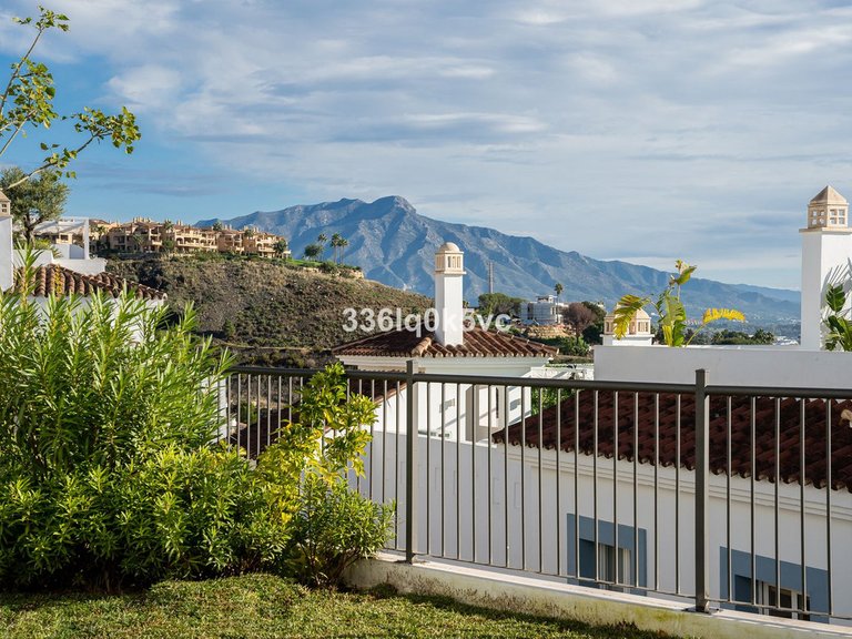 Apartment for Sale in Benahavís, Malaga 19