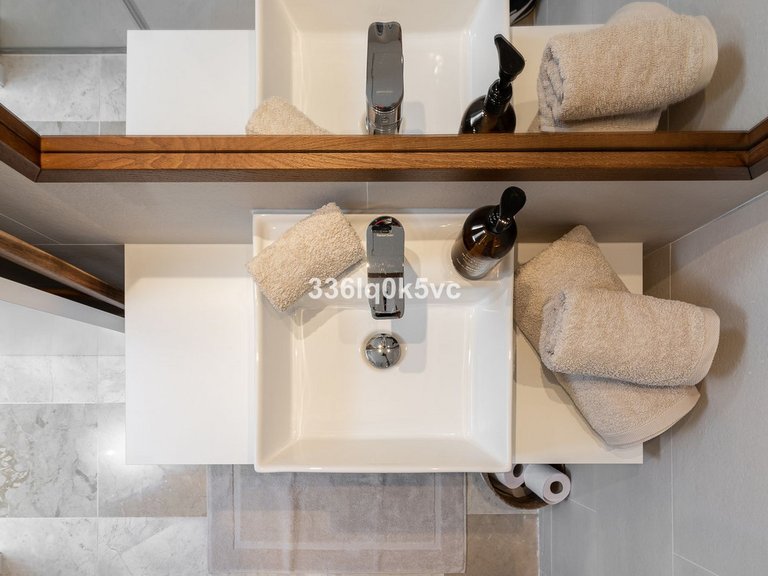 Apartment for Sale in Benahavís, Malaga 22