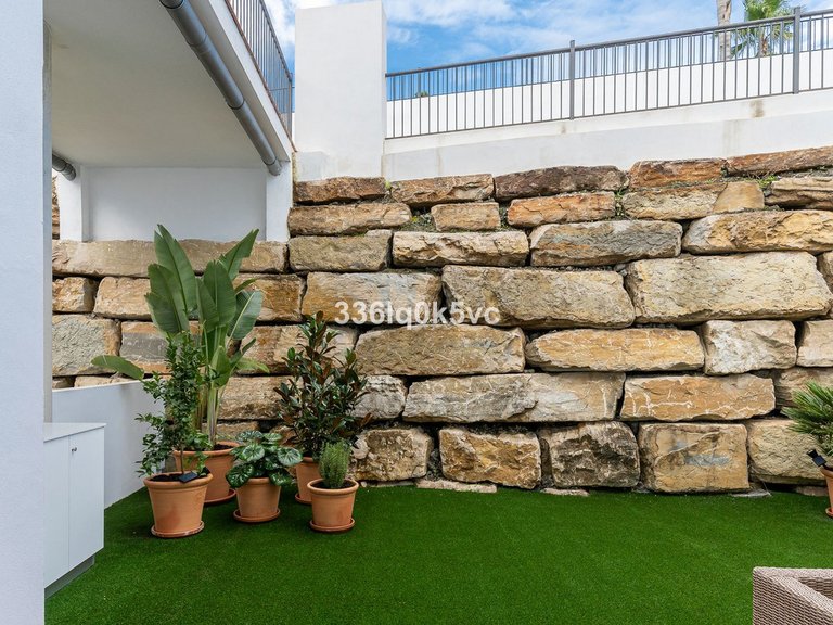 Apartment for Sale in Benahavís, Malaga 34