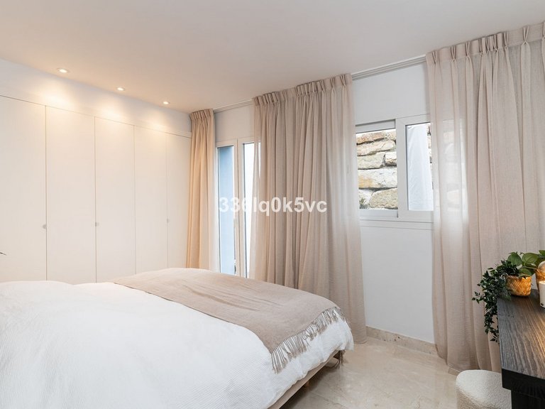 Apartment for Sale in Benahavís, Malaga 36