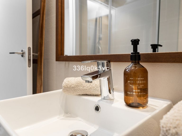 Apartment for Sale in Benahavís, Malaga 38