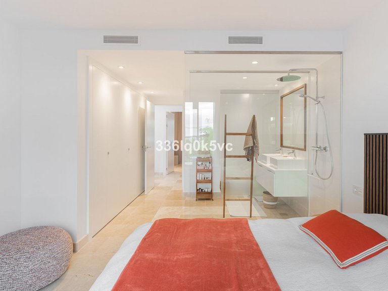 Apartment for Sale in Benahavís, Malaga 39