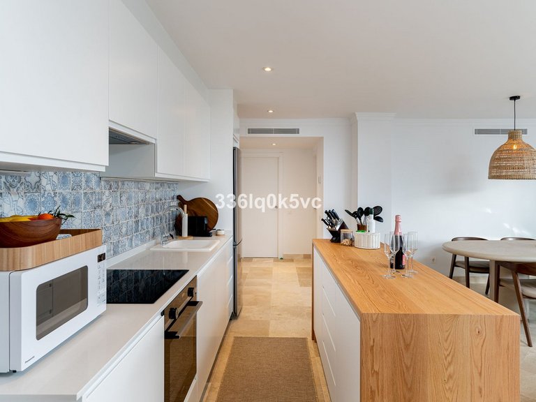 Apartment for Sale in Benahavís, Malaga 4