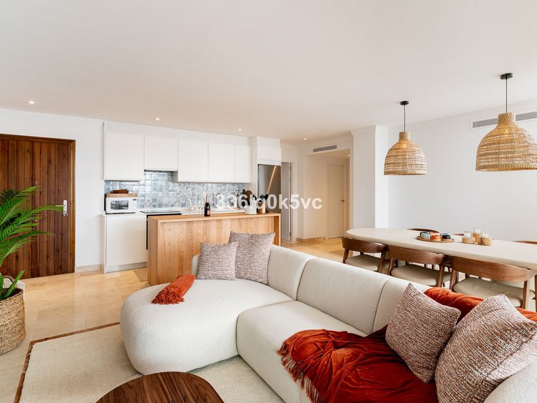 Apartment for Sale in Benahavís, Malaga 8