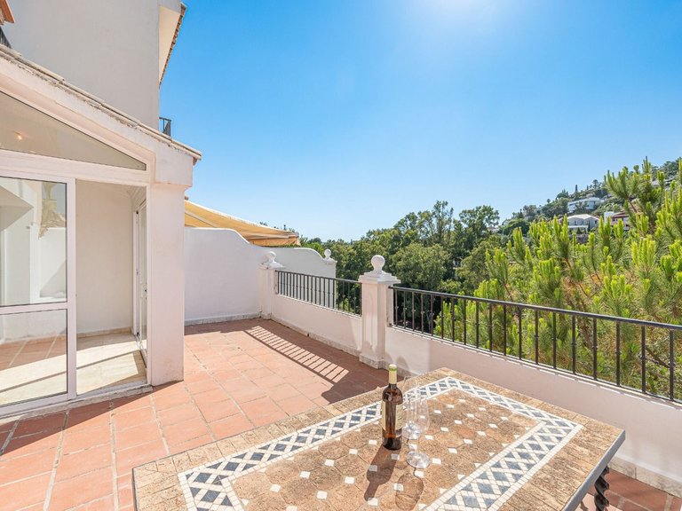 Villa for Sale in Benahavís, Malaga 23