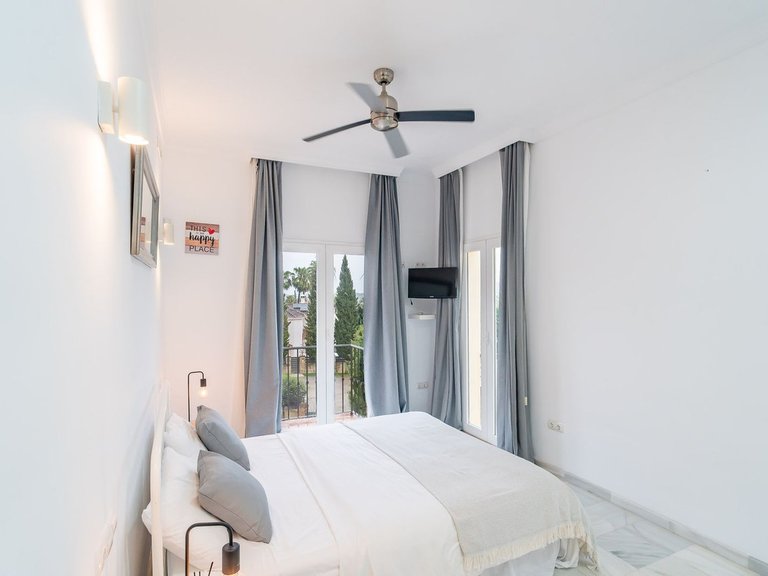 Villa for Sale in Mijas Golf, Malaga 14