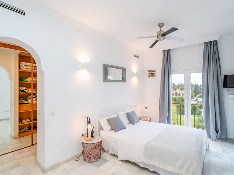 Villa for Sale in Mijas Golf, Malaga 15