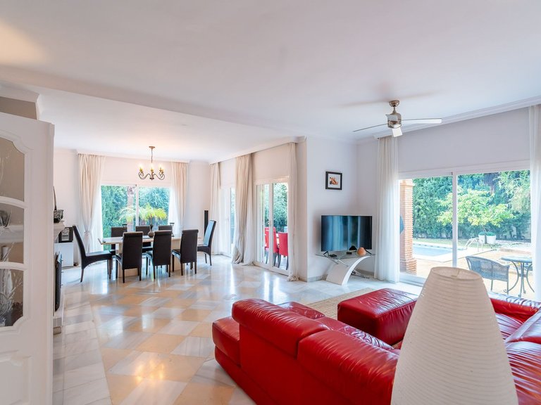 Villa for Sale in Mijas Golf, Malaga 18