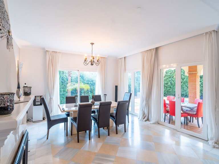 Villa for Sale in Mijas Golf, Malaga 19