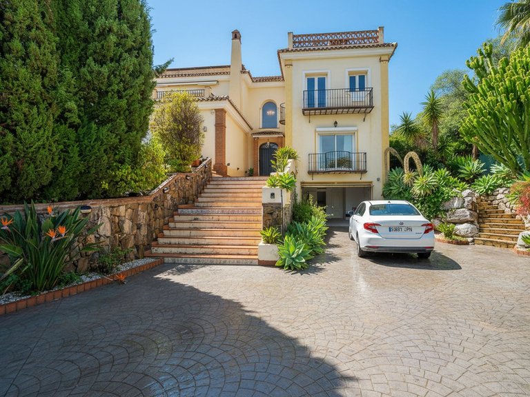 Villa for Sale in Mijas Golf, Malaga 36