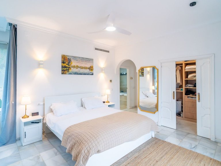 Villa for Sale in Mijas Golf, Malaga 7