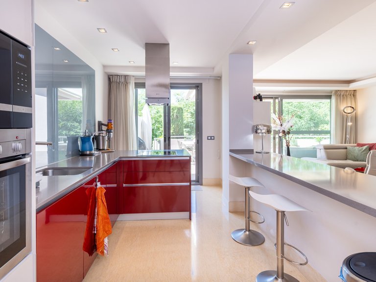 Apartment for Sale in Benahavís, Malaga 10