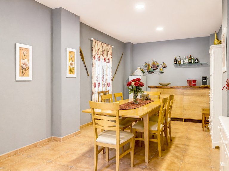 Villa for Sale in Estepona, Malaga 11